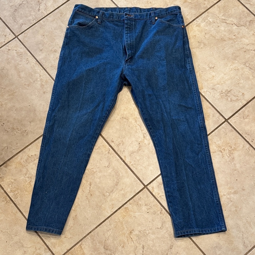 Wrangler Men's Classic 13MWZ Blue Relaxed Jeans size 42x30